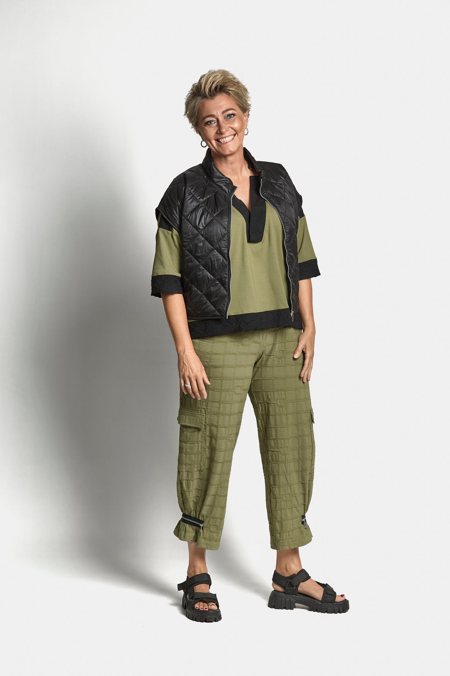 QUILT WAISTCOAT - Black