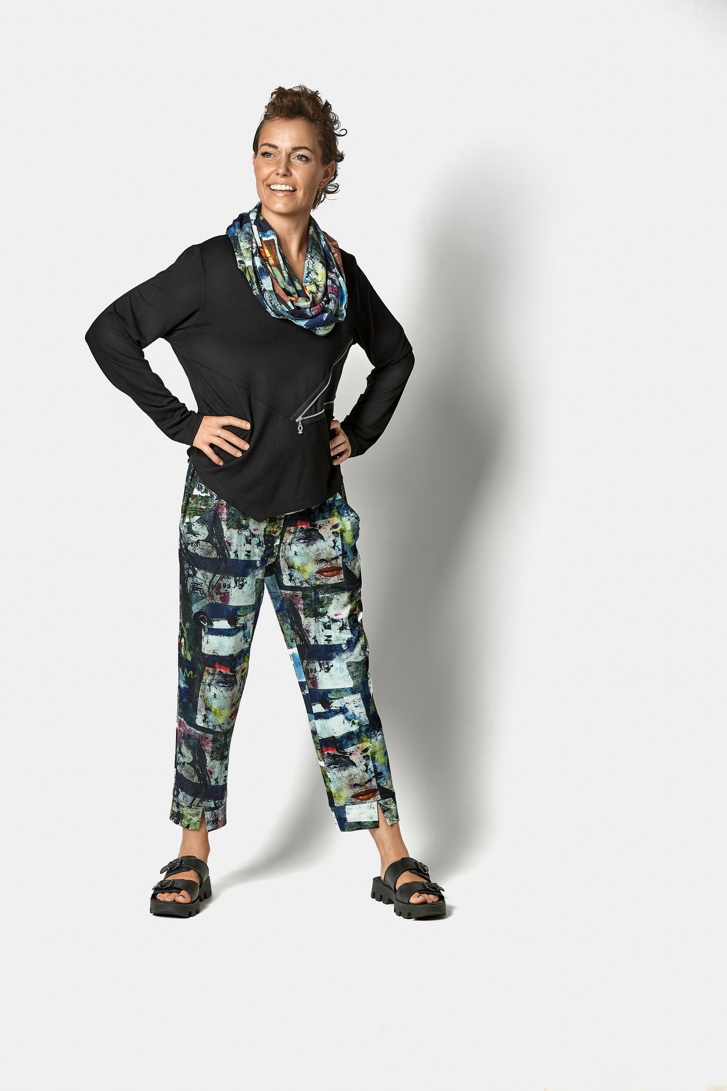 PANTS WITH PRINT - Multi