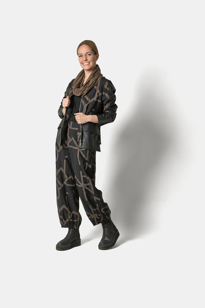 GRAPHIC PANTS - Black/Brown